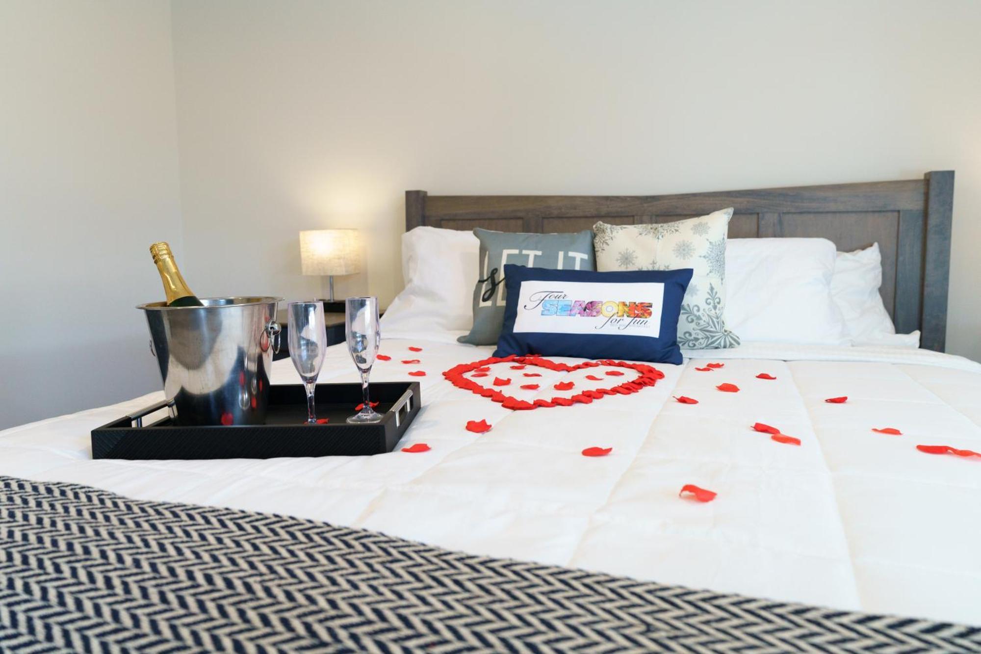 Four Seasons For Fun Bed & Breakfast Lakeville Buitenkant foto