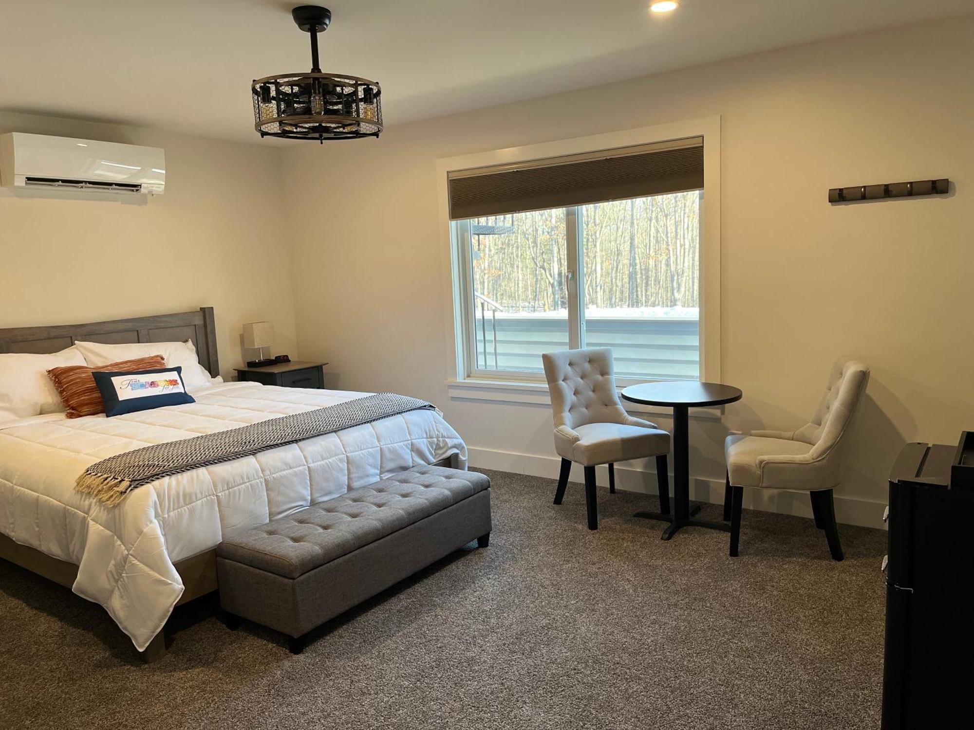 Four Seasons For Fun Bed & Breakfast Lakeville Buitenkant foto