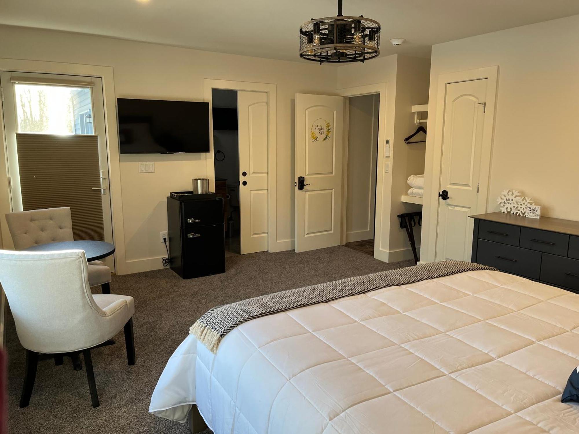 Four Seasons For Fun Bed & Breakfast Lakeville Buitenkant foto