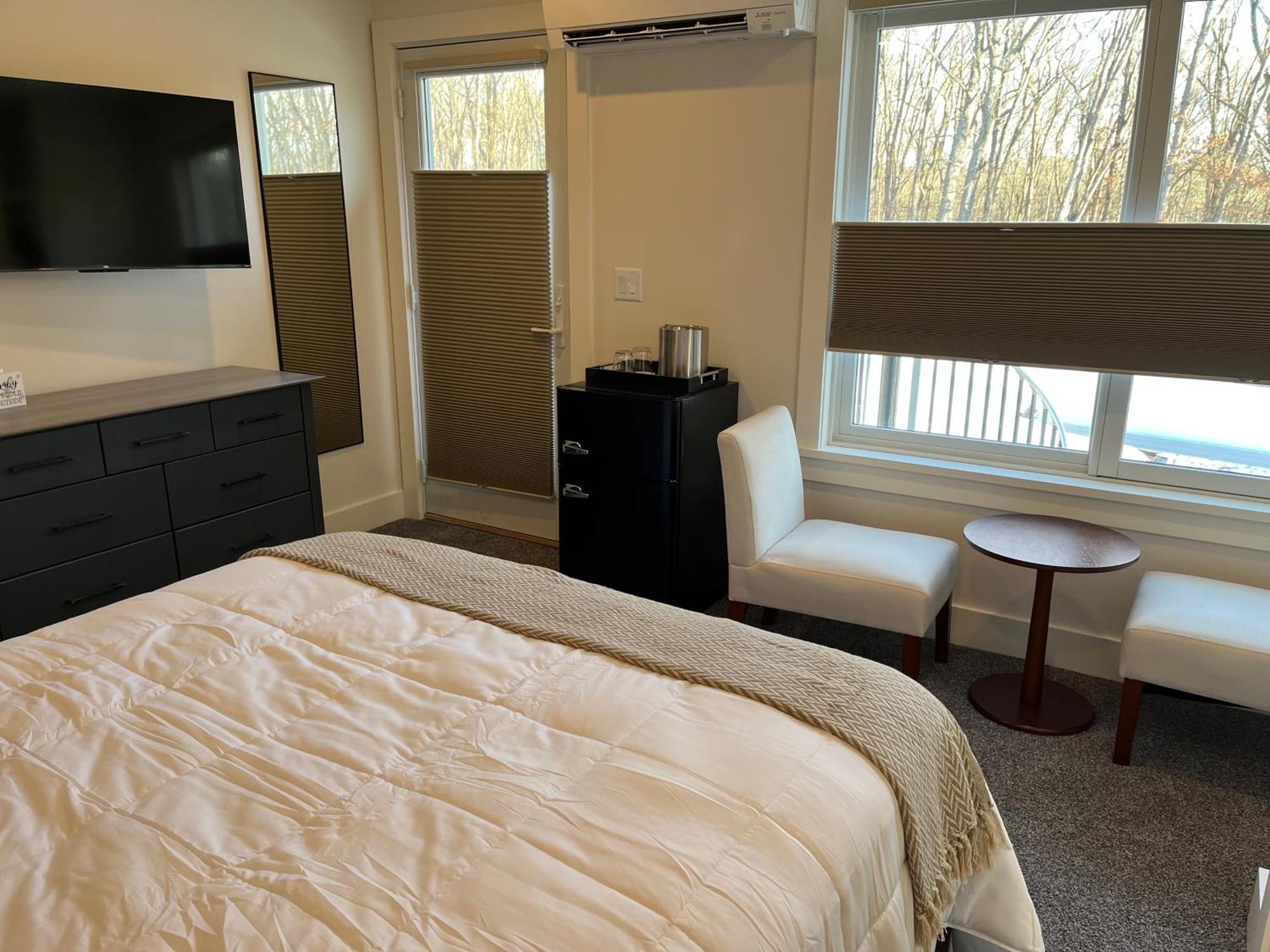 Four Seasons For Fun Bed & Breakfast Lakeville Buitenkant foto